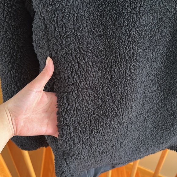 Lululemon Sherpa jacket size 6 - Picture 9 of 9